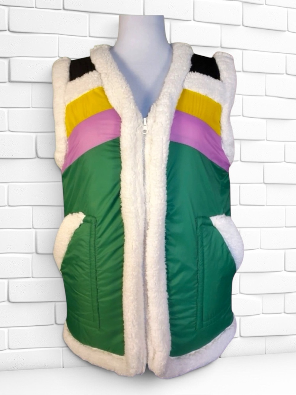 Urban Outfitters BDG Puffer Vest Multicolor Colorblock Sherpa Trim Casual M NWT
